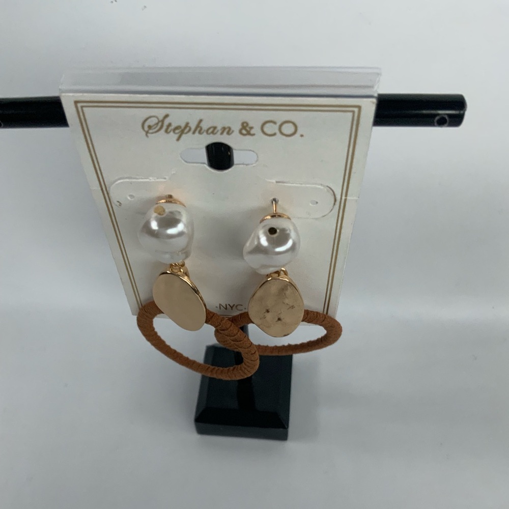 Stephan & CO Earrings